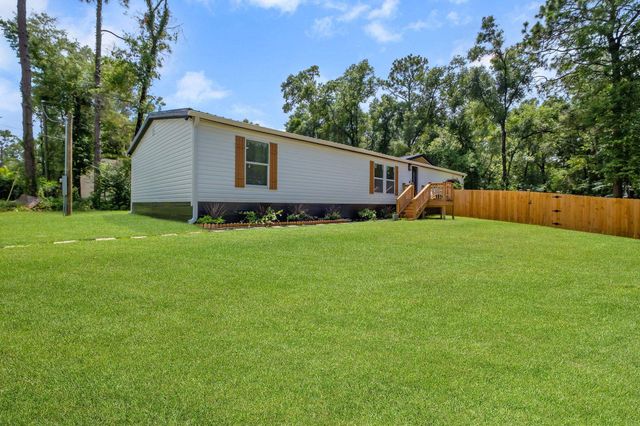 223 Tropicaire Street, Tallahassee, FL 32305