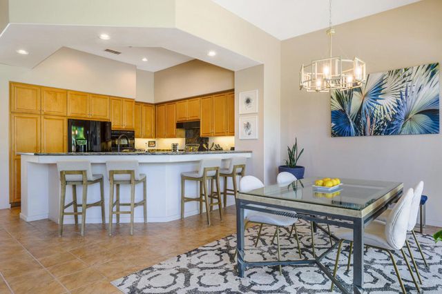 701 Indian Ridge Drive, Palm Desert, CA 92211