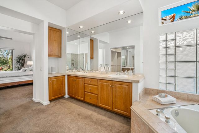 701 Indian Ridge Drive, Palm Desert, CA 92211