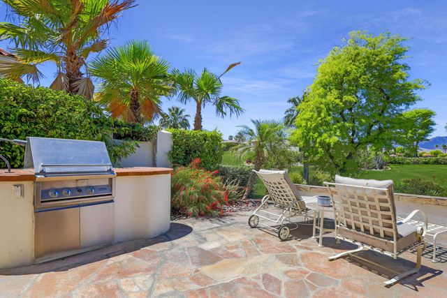 701 Indian Ridge Drive, Palm Desert, CA 92211