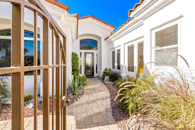 701 Indian Ridge Drive, Palm Desert, CA 92211