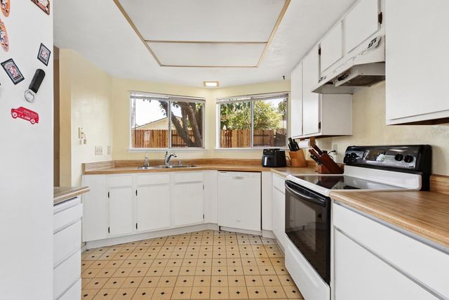 6140 Glenhurst Way, Citrus Heights, CA 95621