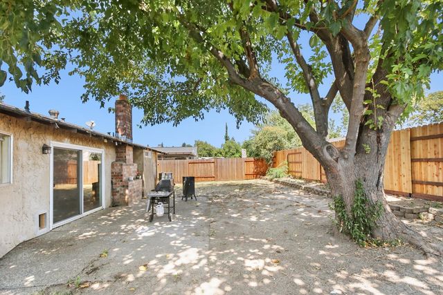 6140 Glenhurst Way, Citrus Heights, CA 95621