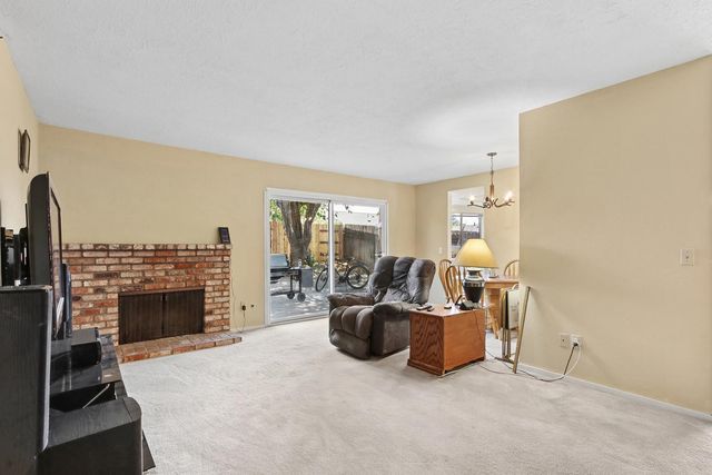 6140 Glenhurst Way, Citrus Heights, CA 95621