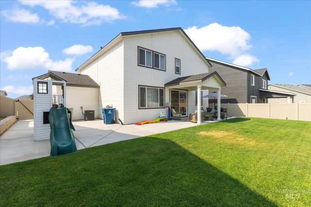 11330 Aspen Hill Dr, Caldwell, ID 83605