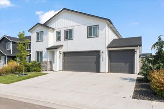 11330 Aspen Hill Dr, Caldwell, ID 83605