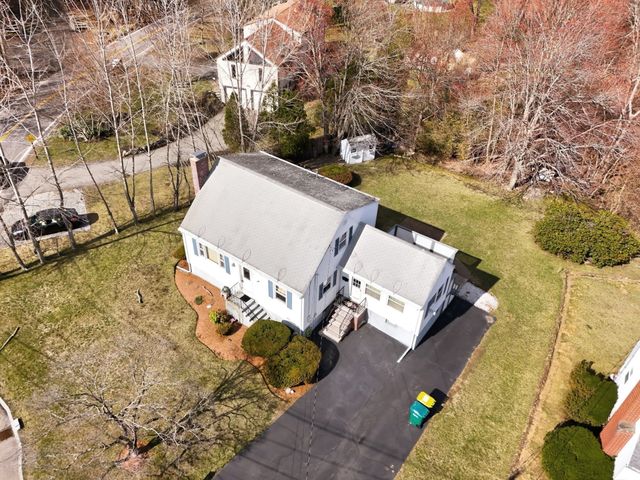 57 Winter St, Woburn, MA 01801