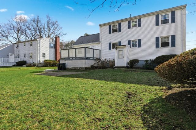 57 Winter St, Woburn, MA 01801