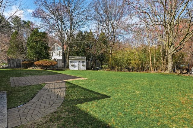 57 Winter St, Woburn, MA 01801