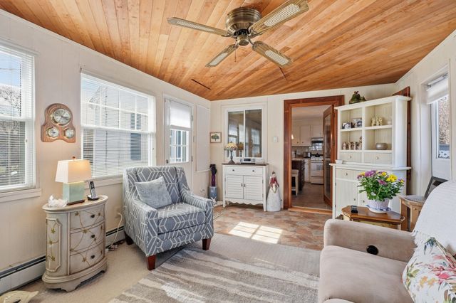 57 Winter St, Woburn, MA 01801