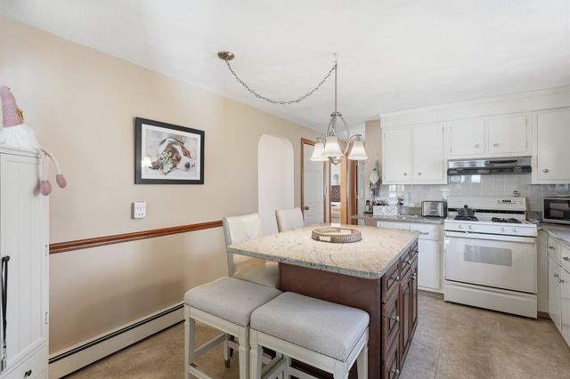 57 Winter St, Woburn, MA 01801