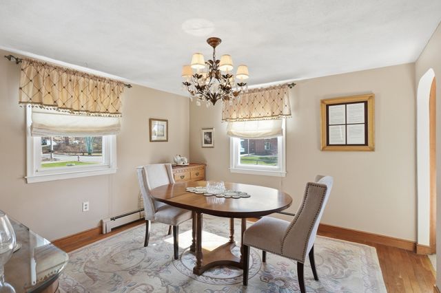 57 Winter St, Woburn, MA 01801