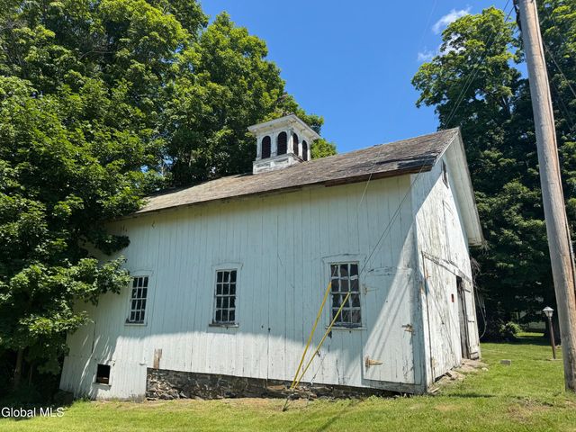 30 Gibson Road, Hartford, NY 12838