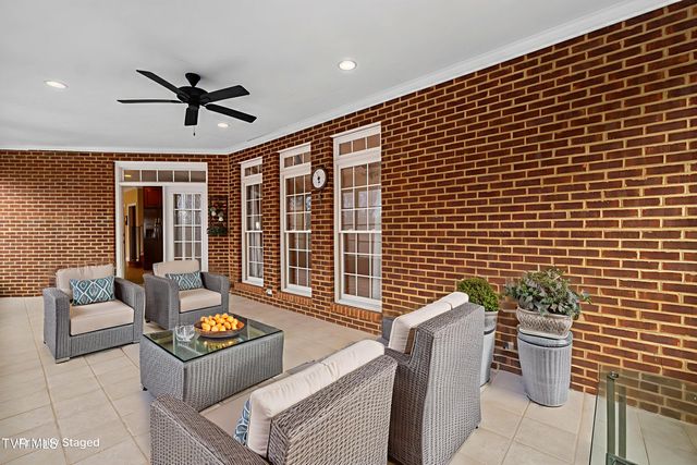 20 Loch Lomond Lane, Chuckey, TN 37641