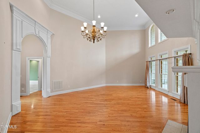 20 Loch Lomond Lane, Chuckey, TN 37641