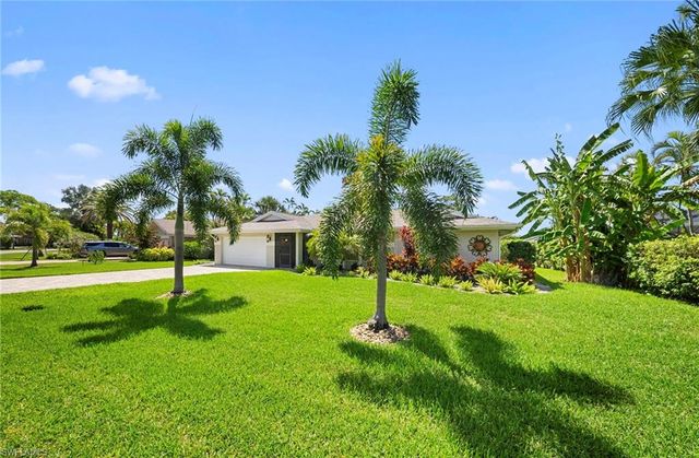28581 Winthrop CIR, Bonita Springs, FL 34134