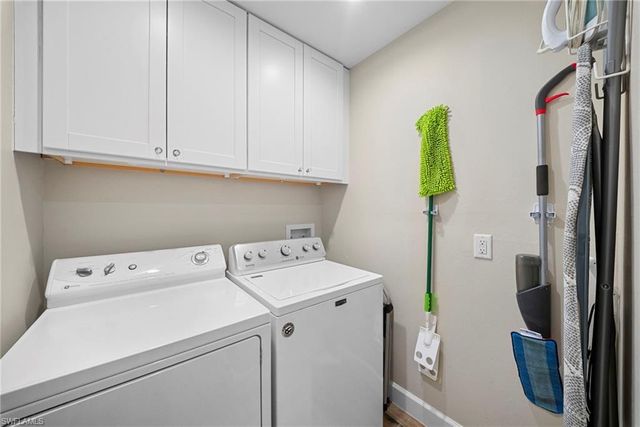 28581 Winthrop CIR, Bonita Springs, FL 34134