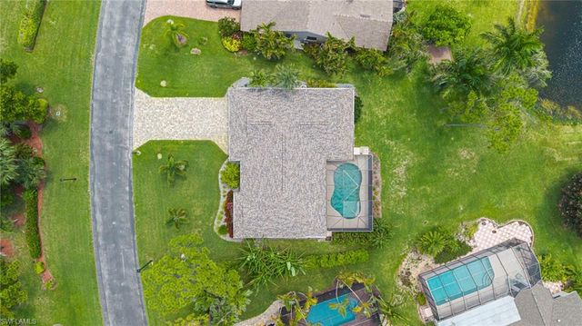 28581 Winthrop CIR, Bonita Springs, FL 34134