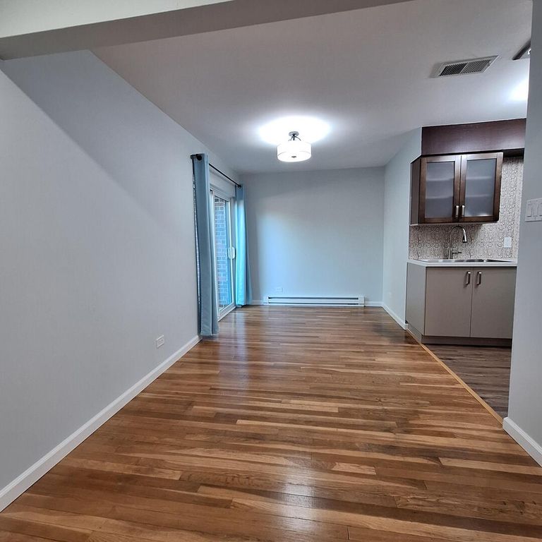 18W085 14th Street, Villa Park, IL 60181 — photo 5