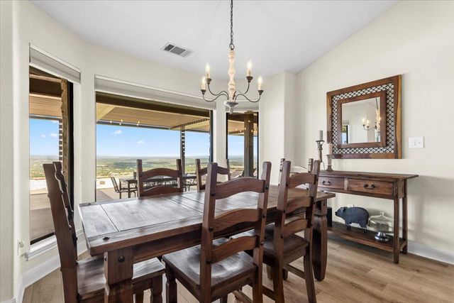 6594 W Hwy 290, Dripping Springs, TX 78620