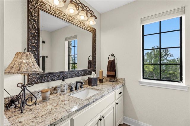 6594 W Hwy 290, Dripping Springs, TX 78620