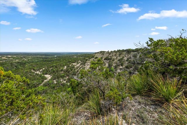 6594 W Hwy 290, Dripping Springs, TX 78620