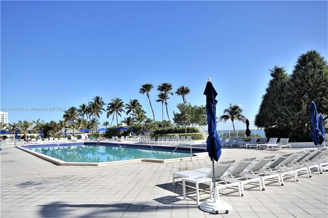 5161 Collins Ave 1610, Miami Beach, FL 33140