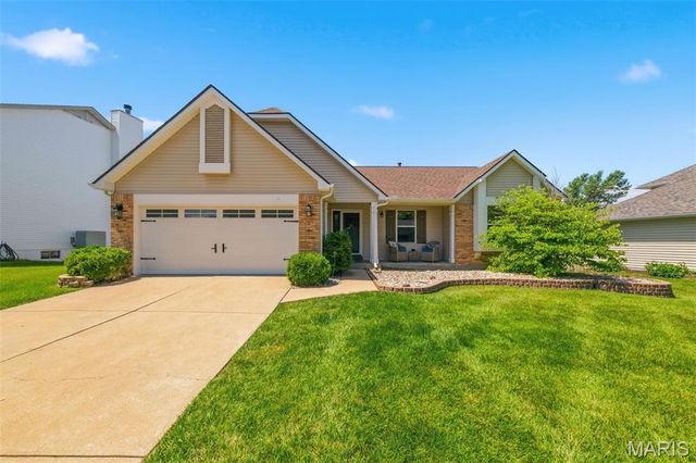 33 Georgetown Circle, O'fallon, MO 63368