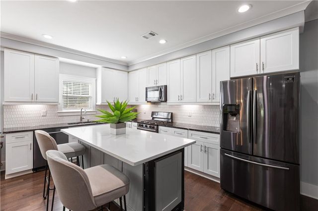 1967 Cogar Drive, Decatur, GA 30032