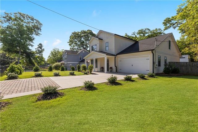 1967 Cogar Drive, Decatur, GA 30032