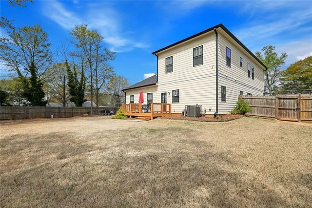 1967 Cogar Drive, Decatur, GA 30032