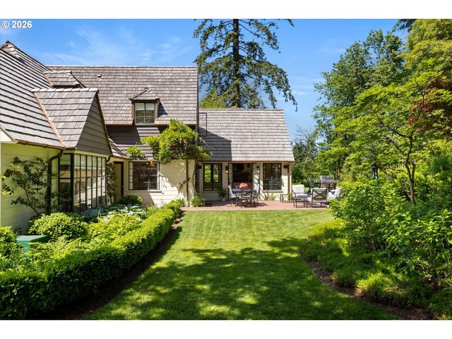 5050 Sw HILLTOP Ln, Portland, OR 97221