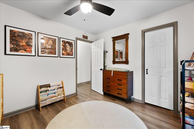29 Lee Way, Taylors, SC 29687