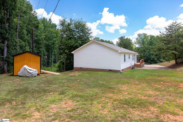 29 Lee Way, Taylors, SC 29687