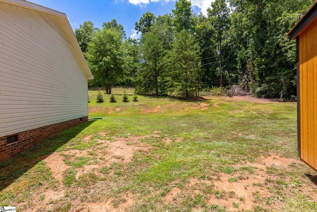 29 Lee Way, Taylors, SC 29687