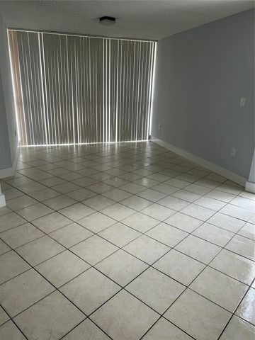 7035 NW 186TH Street D111, Hialeah, FL 33015