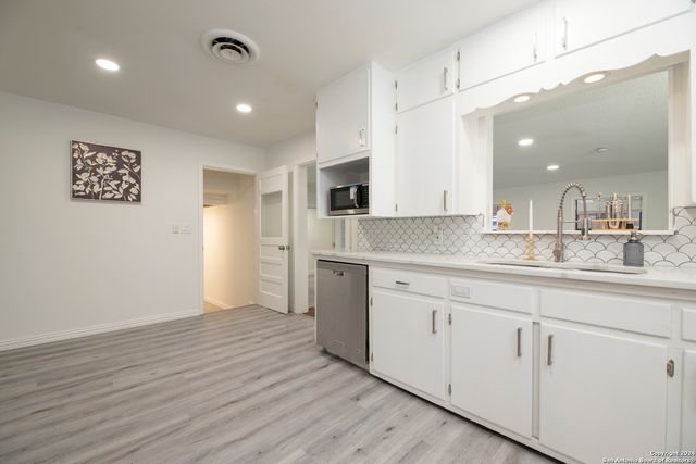 636 Southeast Terrace, New Braunfels, TX 78130