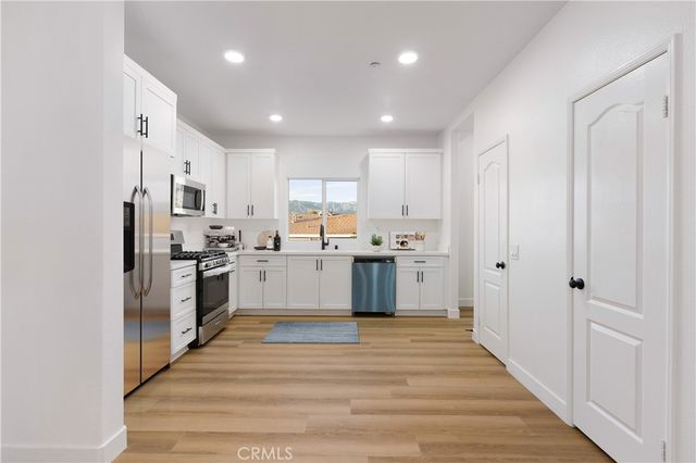 501 N Lark Ellen Avenue B, Covina, CA 91722