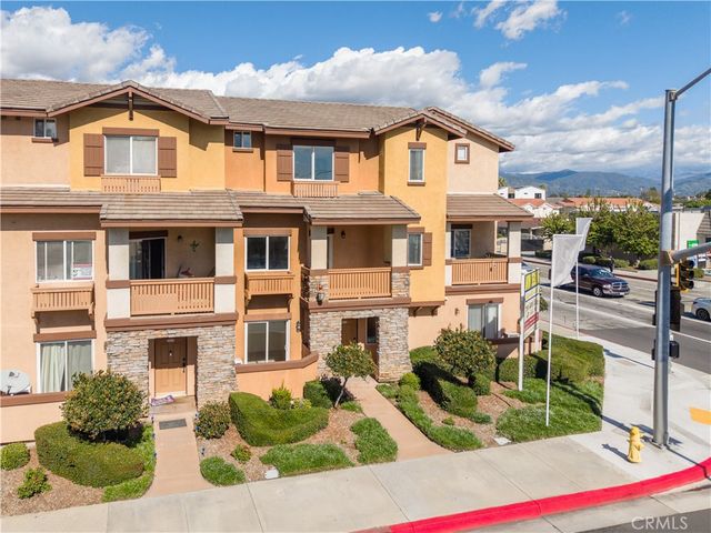 501 N Lark Ellen Avenue B, Covina, CA 91722