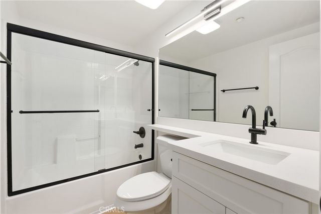 501 N Lark Ellen Avenue B, Covina, CA 91722