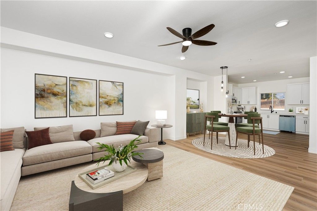 Image 14 of property listing at 501 N Lark Ellen Avenue B, Covina, CA 91722