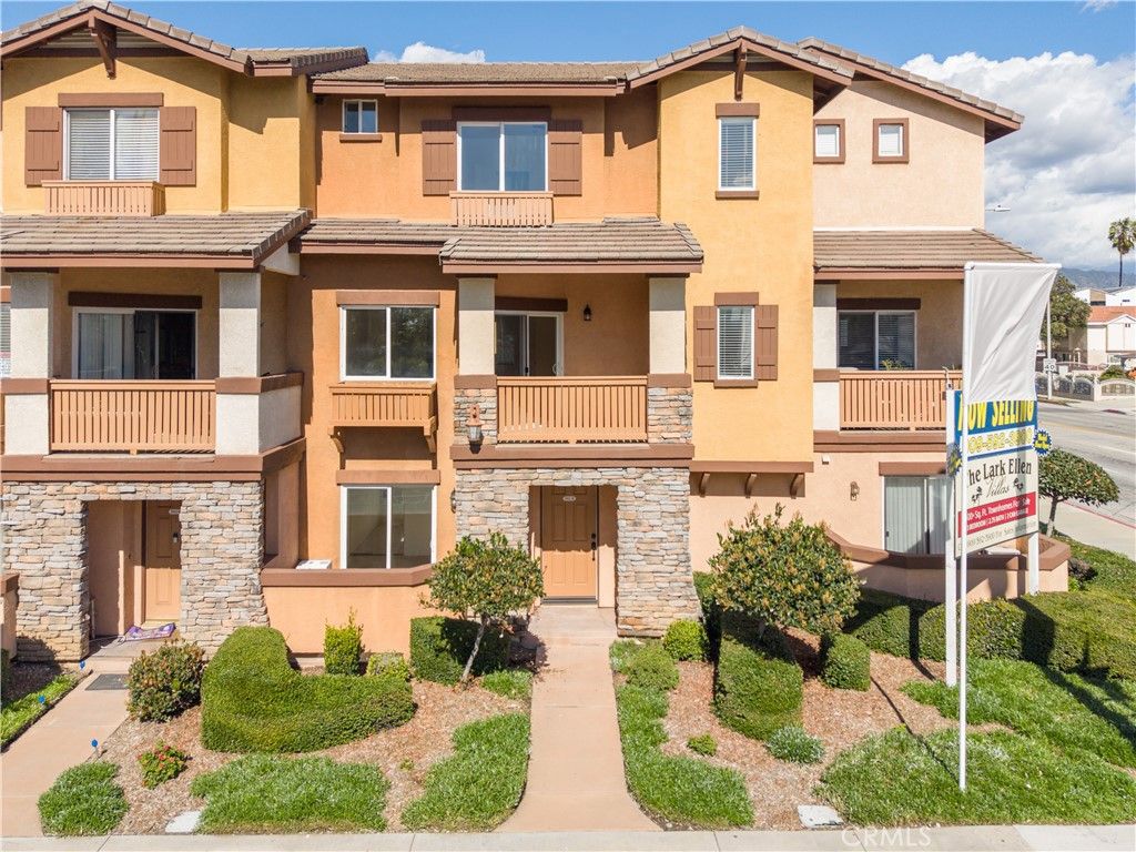 Image 2 of property listing at 501 N Lark Ellen Avenue B, Covina, CA 91722