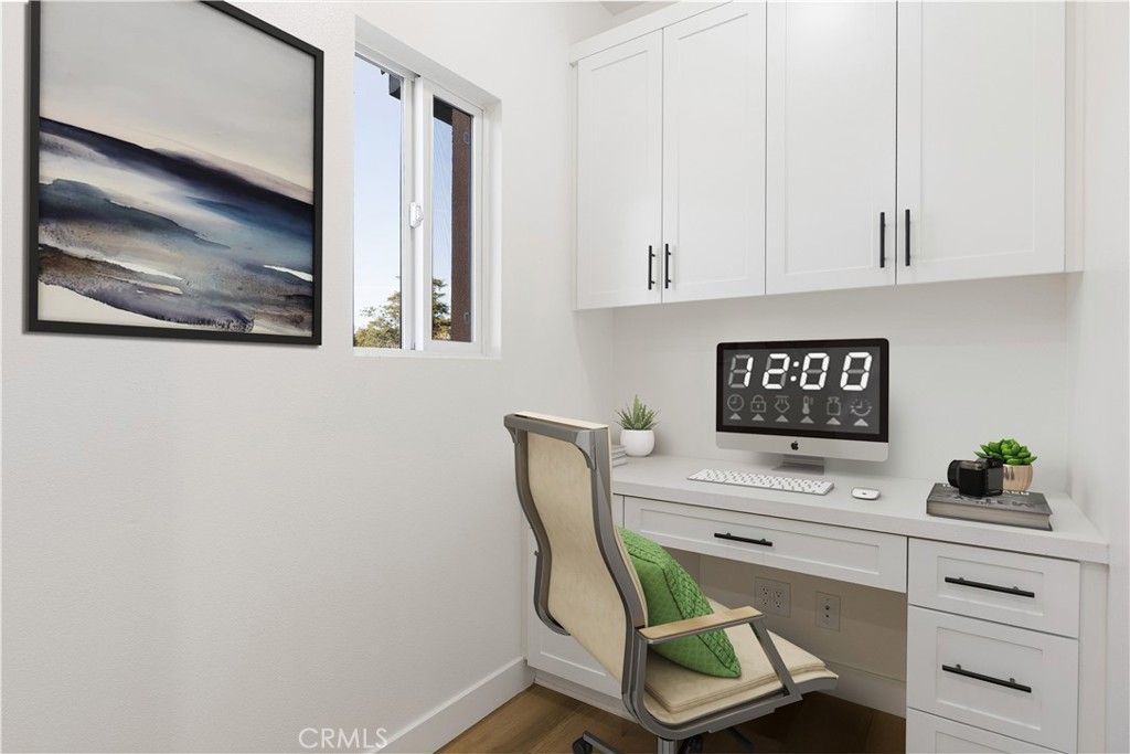 Image 22 of property listing at 501 N Lark Ellen Avenue B, Covina, CA 91722