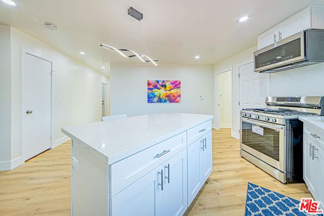 5633 La Mirada Avenue, Los Angeles, CA 90038