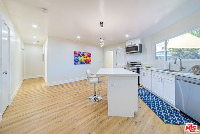 5633 La Mirada Avenue, Los Angeles, CA 90038