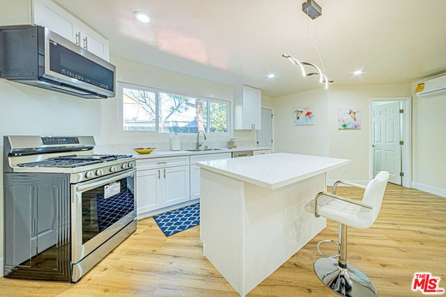 5633 La Mirada Avenue, Los Angeles, CA 90038