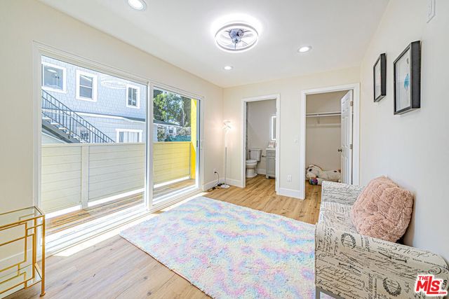 5633 La Mirada Avenue, Los Angeles, CA 90038