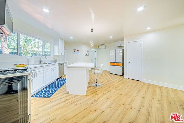 5633 La Mirada Avenue, Los Angeles, CA 90038