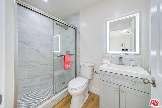 5633 La Mirada Avenue, Los Angeles, CA 90038