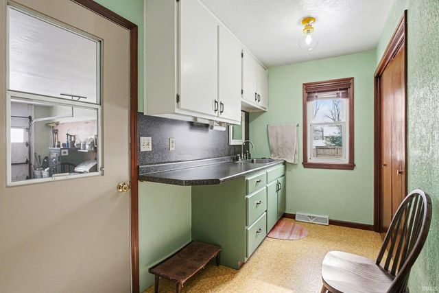 3950 N 760 West, Shipshewana, IN 46565